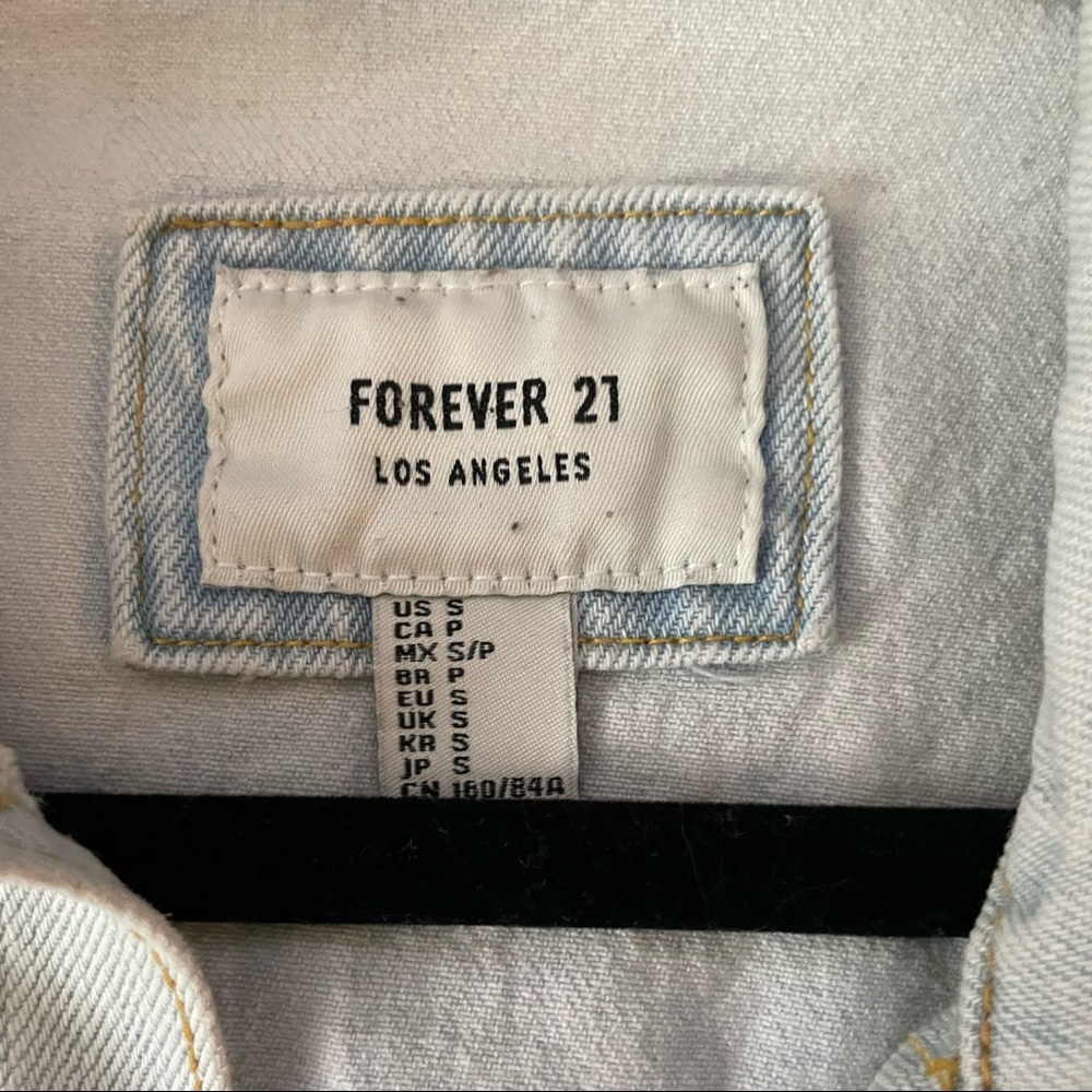 Jean jacket - Picture 2 of 3